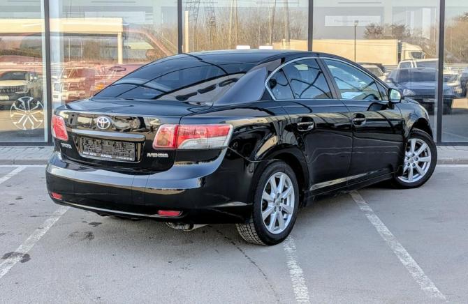 Toyota Avensis III с пробегом 2011 года, цена 815 000 рублей, 261150 км, седан, Автокод Объявления