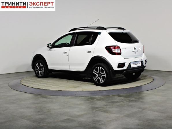 Renault Sandero II Рестайлинг с пробегом 2018 года, цена 1 437 000 рублей, 66312 км, хэтчбек, Автокод Объявления