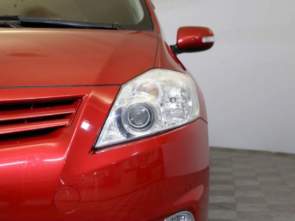 Toyota Auris I Рестайлинг с пробегом 2012 года, цена 1 250 000 рублей, 50915 км, хэтчбек, Автокод Объявления