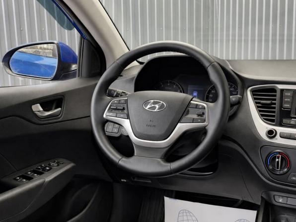 Hyundai Solaris II с пробегом 2018 года, цена 1 157 000 рублей, 106337 км, седан, Автокод Объявления