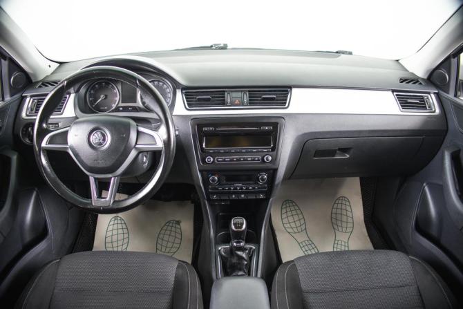 Skoda Rapid I с пробегом 2015 года, цена 959 000 рублей, 171000 км, лифтбек, Автокод Объявления