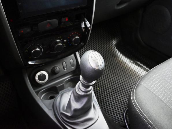 Nissan Terrano III (D10) с пробегом 2015 года, цена 1 049 000 рублей, 168681 км, внедорожник, Автокод Объявления