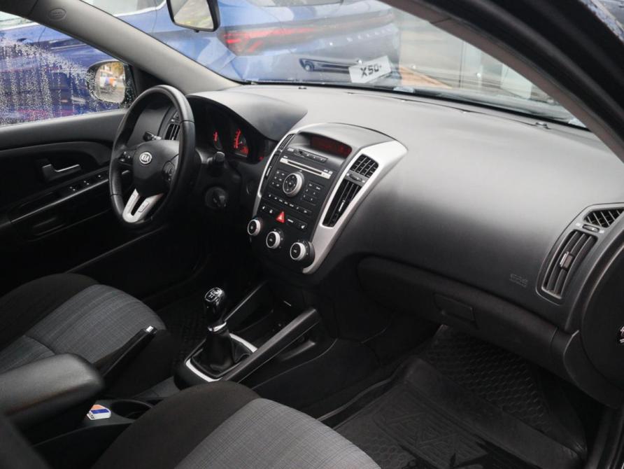 Kia Ceed I Рестайлинг Москва  - изображение 7