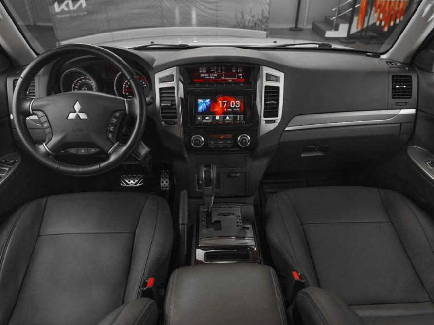 Mitsubishi Pajero IV Рестайлинг 2 Москва  - изображение 7