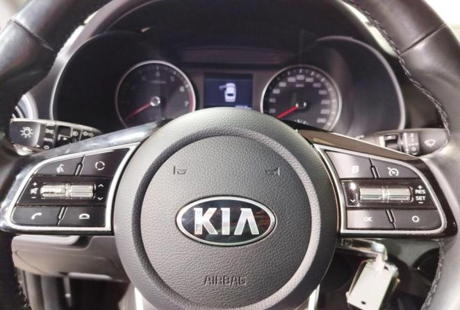 Kia Cerato IV Рестайлинг с пробегом 2021 года, цена 2 000 000 рублей, 55315 км, седан, Автокод Объявления