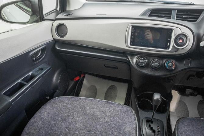 Toyota Vitz III (XP130) с пробегом 2013 года, цена 839 000 рублей, 123000 км, хэтчбек, Автокод Объявления