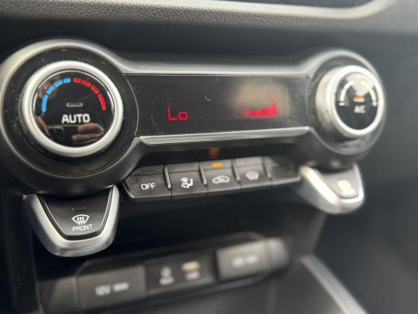 Kia Rio IV с пробегом 2019 года, цена 1 590 000 рублей, 90240 км, хэтчбек, Автокод Объявления