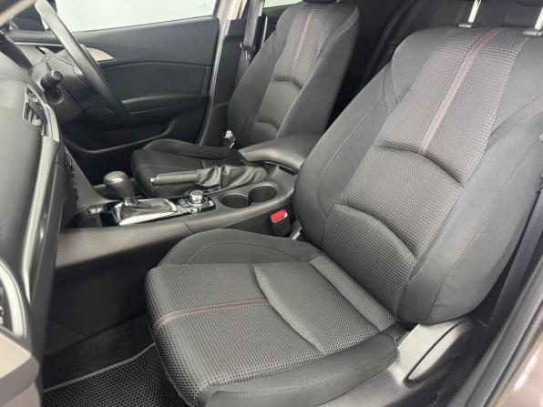 Mazda Axela III Рестайлинг с пробегом 2016 года, цена 1 265 000 рублей, 53130 км, хэтчбек, Автокод Объявления