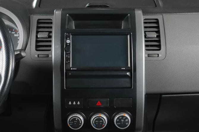 Nissan X-Trail II с пробегом 2007 года, цена 1 099 000 рублей, 243828 км, внедорожник, Автокод Объявления