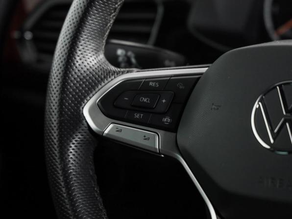 Volkswagen Polo VI с пробегом 2022 года, цена 1 969 000 рублей, 43588 км, лифтбек, Автокод Объявления