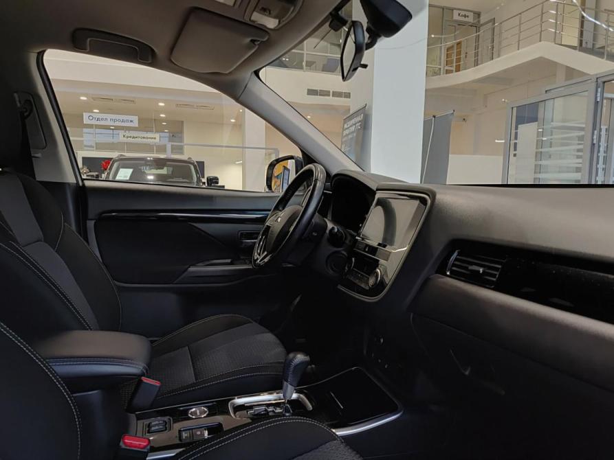 Mitsubishi Outlander III Рестайлинг 3 Казань  - изображение 13