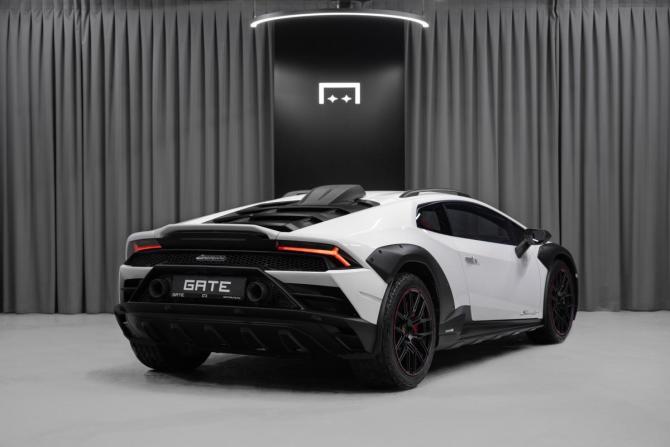 Новый Lamborghini Huracán I Рестайлинг 2023 года, цена 42 900 000 рублей, купе, Автокод Объявления