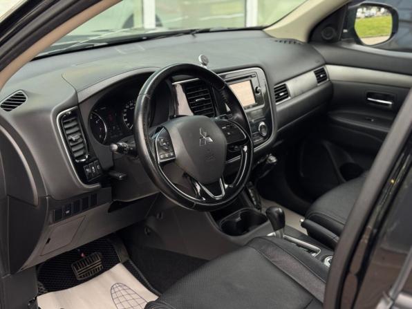Mitsubishi Outlander III Рестайлинг 2 с пробегом 2015 года, цена 1 890 000 рублей, 151170 км, внедорожник, Автокод Объявления