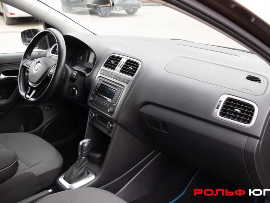 Volkswagen Polo V Рестайлинг Москва  - изображение 7