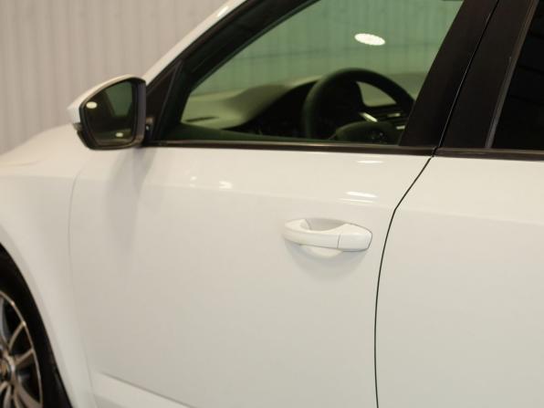 Skoda Octavia III (A7) с пробегом 2013 года, цена 865 000 рублей, 255902 км, лифтбек, Автокод Объявления