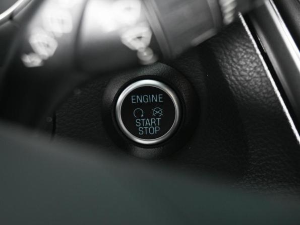 Ford Focus III Рестайлинг с пробегом 2018 года, цена 1 179 000 рублей, 213893 км, хэтчбек, Автокод Объявления