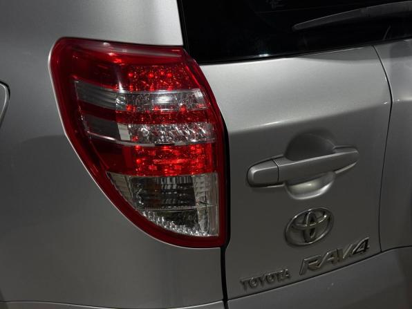 Toyota RAV4 III (XA30) Рестайлинг с пробегом 2010 года, цена 1 799 000 рублей, 145317 км, внедорожник, Автокод Объявления