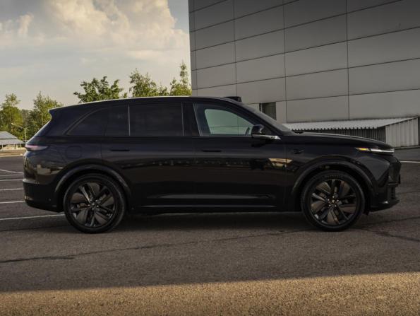 Li Auto (Lixiang) L7 I с пробегом 2023 года, цена 5 699 000 рублей, 38637 км, внедорожник, Автокод Объявления