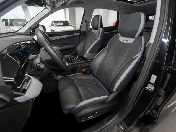 Geely Atlas II с пробегом 2024 года, цена 3 260 000 рублей, 21852 км, внедорожник, Автокод Объявления