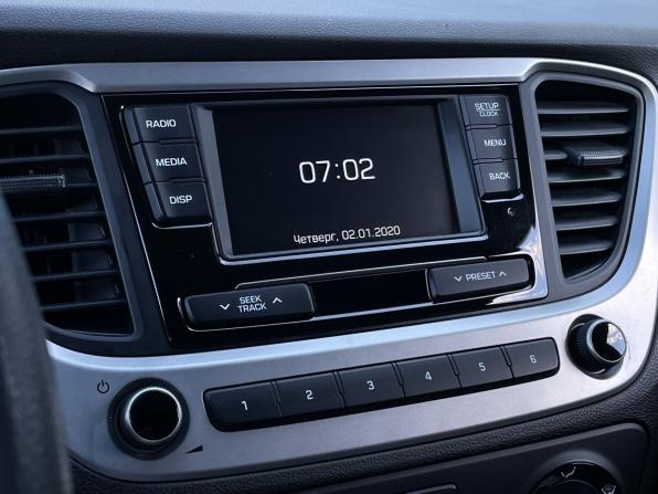 Hyundai Solaris II с пробегом 2017 года, цена 1 089 000 рублей, 126203 км, седан, Автокод Объявления