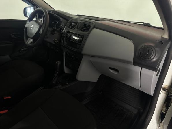 Renault Logan II с пробегом 2015 года, цена 529 000 рублей, 219112 км, седан, Автокод Объявления