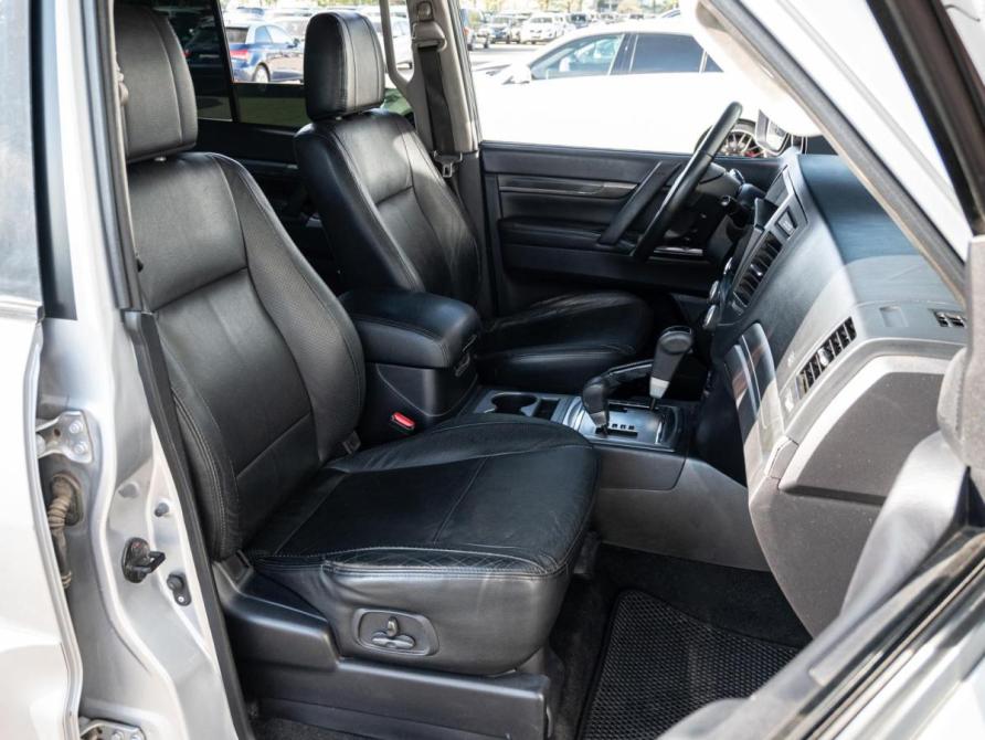 Mitsubishi Pajero IV Рестайлинг 1 Краснодар  - изображение 8