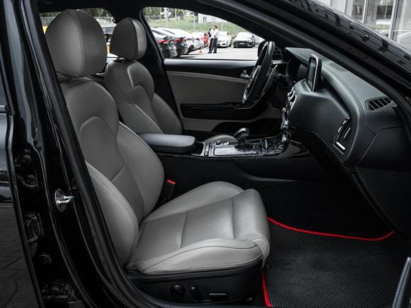 Kia Stinger I с пробегом 2018 года, цена 2 438 000 рублей, 194050 км, лифтбек, Автокод Объявления