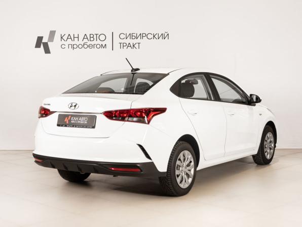 Hyundai Solaris II Рестайлинг с пробегом 2021 года, цена 1 594 300 рублей, 99404 км, седан, Автокод Объявления
