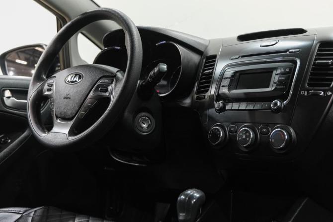 Kia Cerato III Рестайлинг (Classic) с пробегом 2019 года, цена 1 239 000 рублей, 97000 км, седан, Автокод Объявления