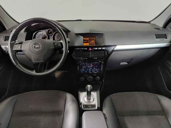 Opel Astra H Рестайлинг с пробегом 2012 года, цена 465 000 рублей, 253430 км, хэтчбек, Автокод Объявления