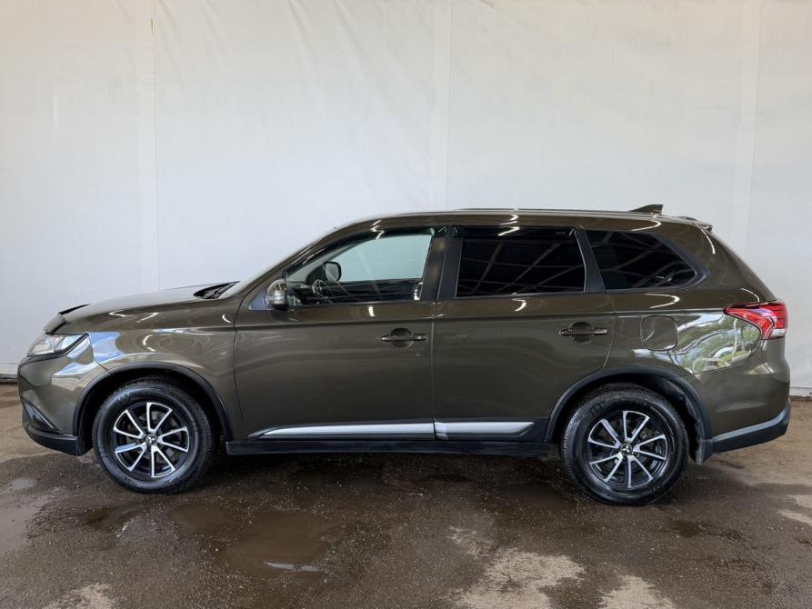 Mitsubishi Outlander III Рестайлинг 3 Псков  - изображение 4