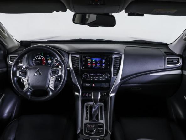 Mitsubishi Pajero Sport III с пробегом 2019 года, цена 3 134 000 рублей, 128299 км, внедорожник, Автокод Объявления