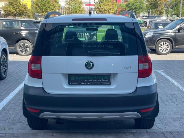 Skoda Yeti I с пробегом 2013 года, цена 825 000 рублей, 124554 км, внедорожник, Автокод Объявления