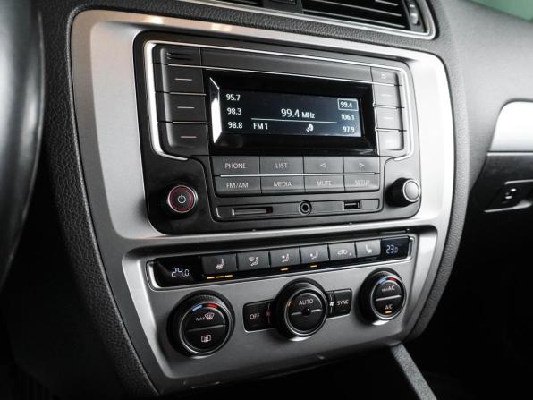 Volkswagen Jetta VI Рестайлинг с пробегом 2017 года, цена 1 287 000 рублей, 178238 км, седан, Автокод Объявления