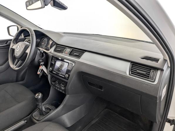 Skoda Rapid I Рестайлинг с пробегом 2019 года, цена 885 000 рублей, 182152 км, лифтбек, Автокод Объявления