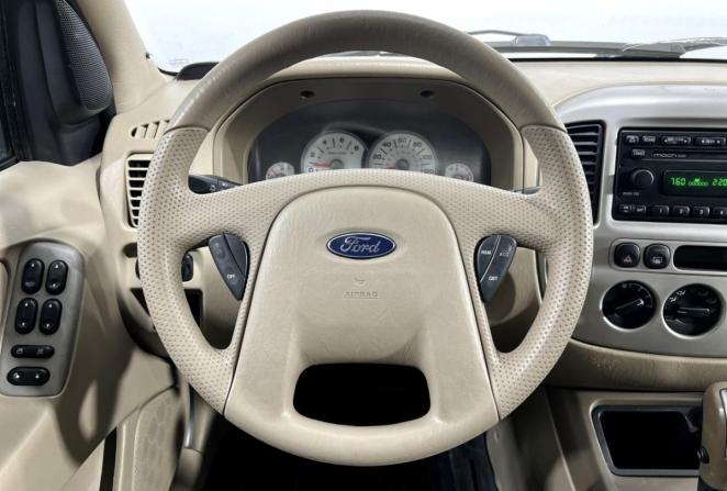 Ford Escape I Рестайлинг с пробегом 2004 года, цена 550 000 рублей, 83328 км, внедорожник, Автокод Объявления