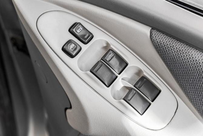 Nissan Tino с пробегом 2002 года, цена 339 000 рублей, 394000 км, компактвэн, Автокод Объявления