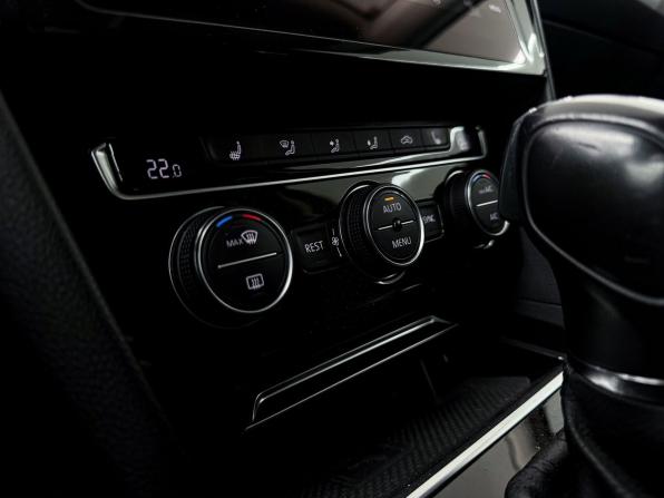 Volkswagen Passat B8 с пробегом 2019 года, цена 1 870 000 рублей, 226641 км, седан, Автокод Объявления
