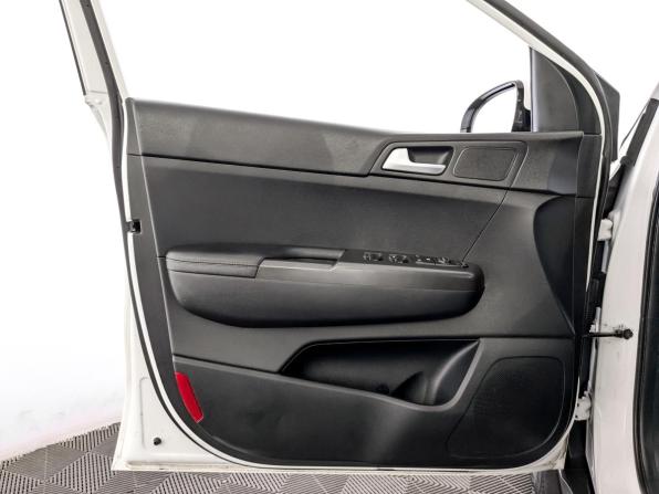 Kia Sportage IV с пробегом 2016 года, цена 1 850 000 рублей, 89439 км, внедорожник, Автокод Объявления