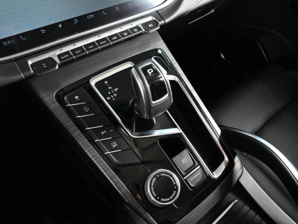 Geely Atlas Pro с пробегом 2021 года, цена 2 099 000 рублей, 27836 км, внедорожник, Автокод Объявления
