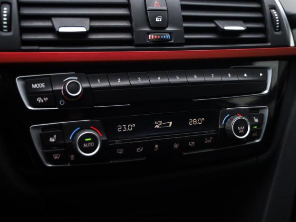 BMW 4 серии F32/F33/F36 Рестайлинг с пробегом 2019 года, цена 2 749 000 рублей, 139325 км, купе, Автокод Объявления