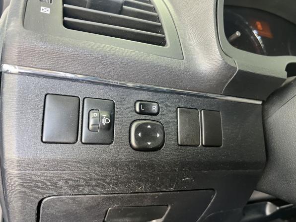 Toyota Avensis III с пробегом 2010 года, цена 949 000 рублей, 258924 км, седан, Автокод Объявления