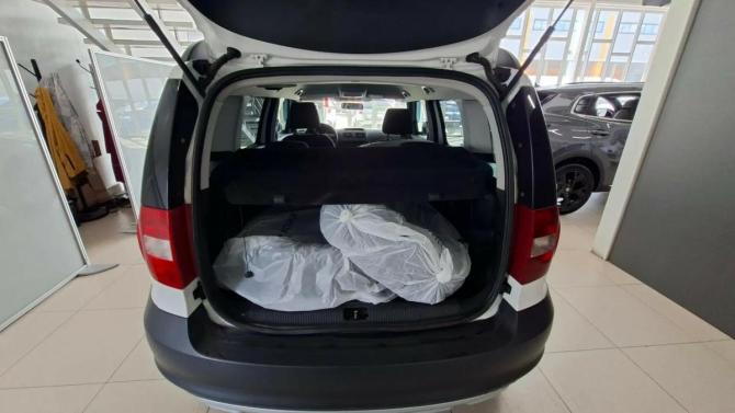 Skoda Yeti I с пробегом 2013 года, цена 898 000 рублей, 98000 км, внедорожник, Автокод Объявления