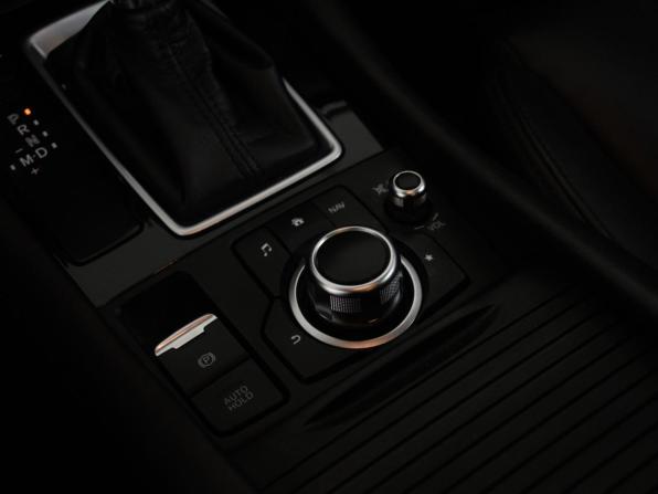 Mazda CX-4 I Рестайлинг с пробегом 2020 года, цена 2 598 000 рублей, 68122 км, внедорожник, Автокод Объявления