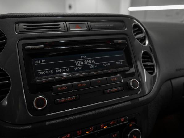 Volkswagen Tiguan I Рестайлинг с пробегом 2012 года, цена 1 495 000 рублей, 130282 км, внедорожник, Автокод Объявления