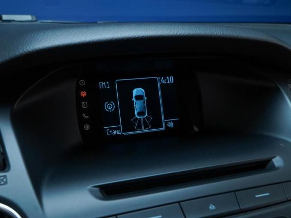 Ford Focus III Рестайлинг с пробегом 2018 года, цена 1 349 071 рубль, 98529 км, универсал, Автокод Объявления