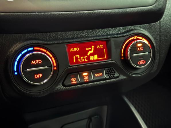 Kia Rio III с пробегом 2015 года, цена 1 028 000 рублей, 62108 км, седан, Автокод Объявления
