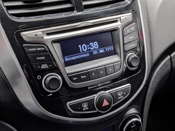 Hyundai Solaris I Рестайлинг с пробегом 2016 года, цена 1 245 000 рублей, 48000 км, хэтчбек, Автокод Объявления