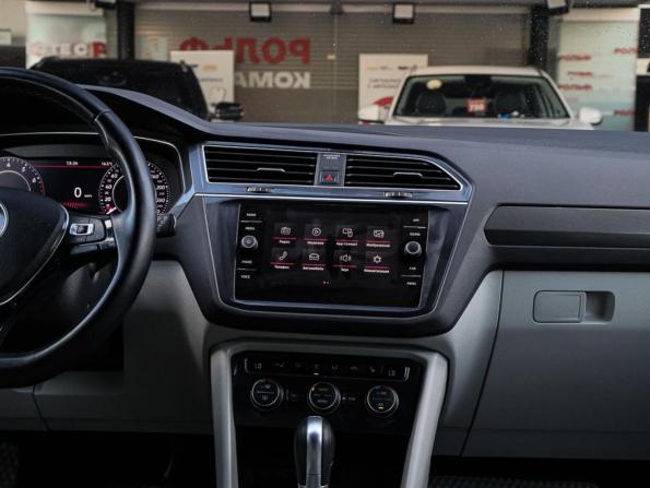Volkswagen Tiguan II с пробегом 2018 года, цена 3 200 000 рублей, 91940 км, внедорожник, Автокод Объявления
