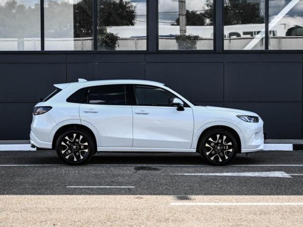 Honda ZR-V с пробегом 2024 года, цена 3 079 000 рублей, 15125 км, внедорожник, Автокод Объявления